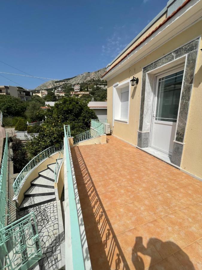 Odysseus Apartment Vrontados Exterior photo